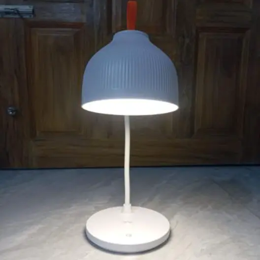 YAGE YG - 8203L Portable LED Reading Lamp - Image 2